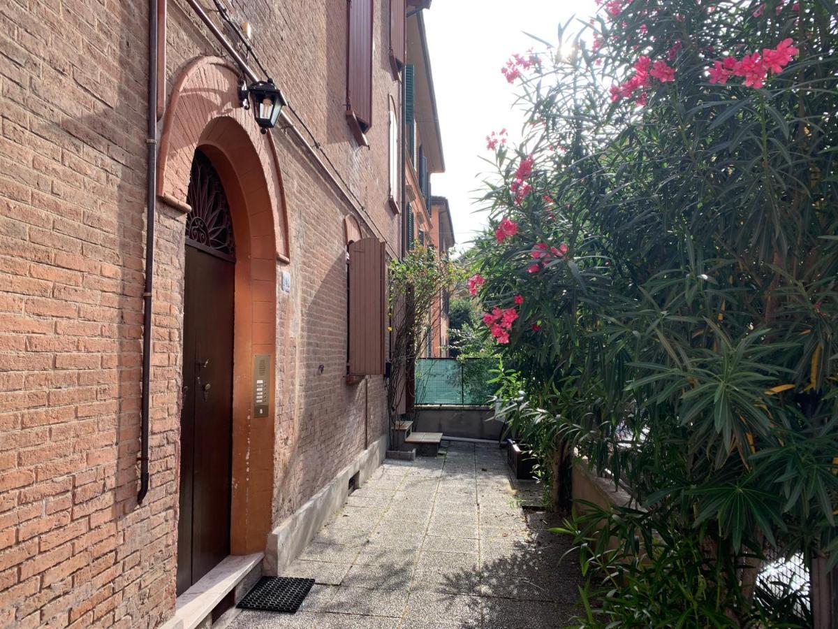 Casina Delle Rose Apartment Bologna Luaran gambar