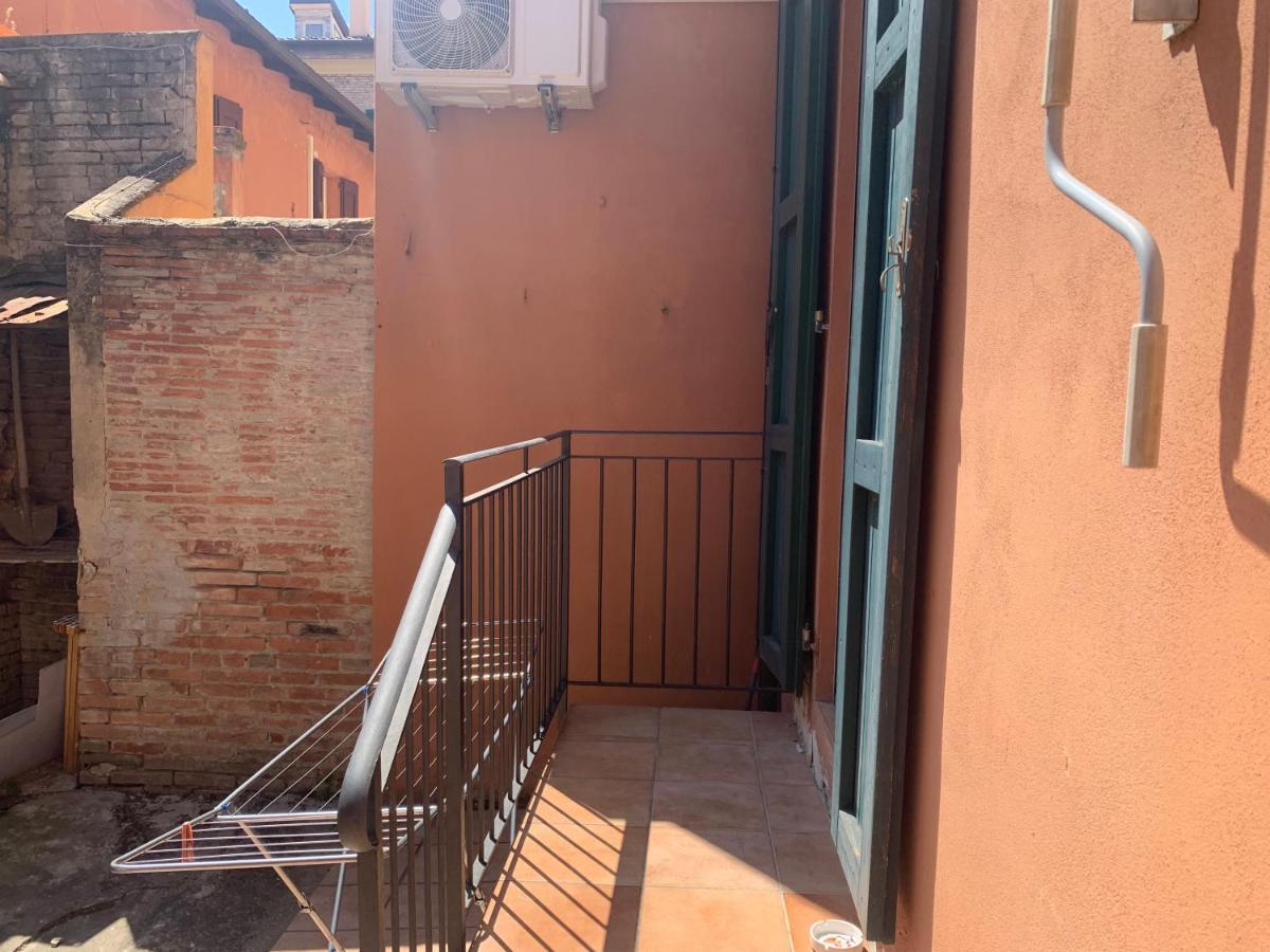 Casina Delle Rose Apartment Bologna Luaran gambar
